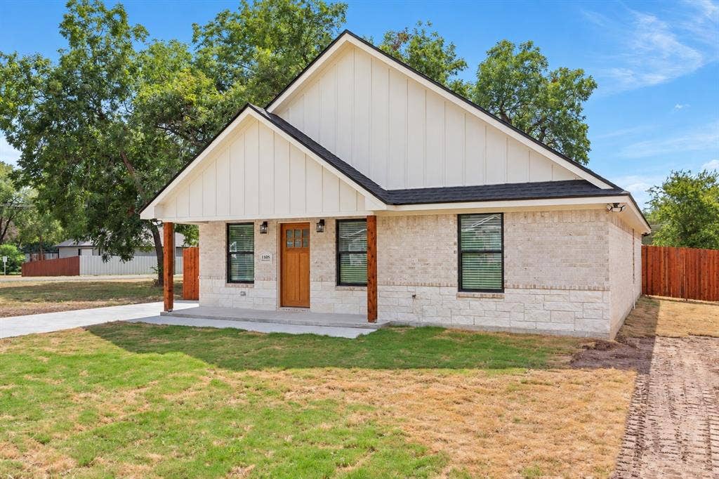 1105 Forrest Street, Waco, TX 76704 1105 Forrest Street, Waco, TX 76704