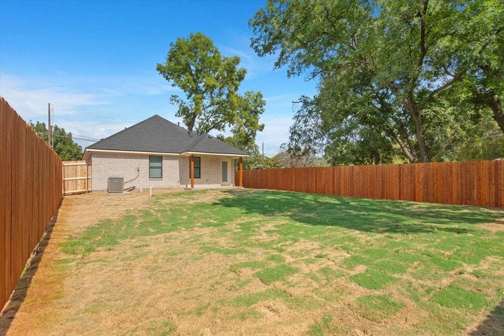 1105 Forrest Street, Waco, TX 76704 1105 Forrest Street, Waco, TX 76704