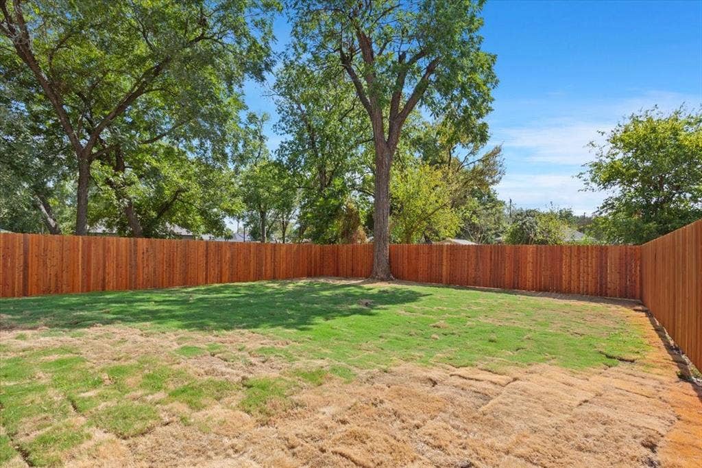 1105 Forrest Street, Waco, TX 76704 1105 Forrest Street, Waco, TX 76704