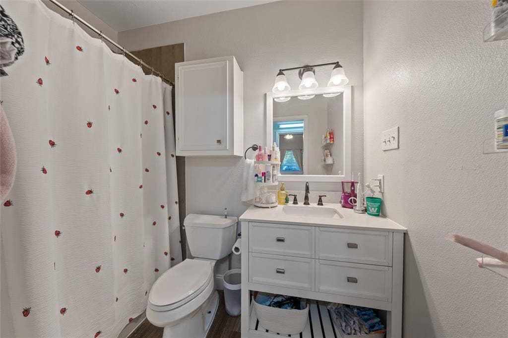 1220 Wood Avenue, Waco, TX 76706 1220 Wood Avenue, Waco, TX 76706
