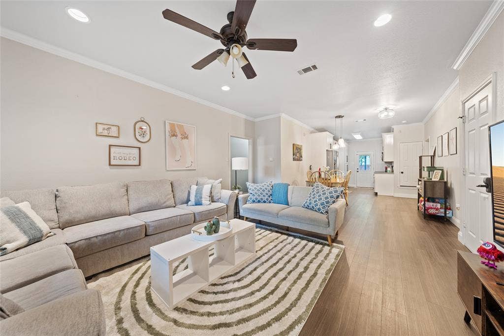 1220 Wood Avenue, Waco, TX 76706 1220 Wood Avenue, Waco, TX 76706