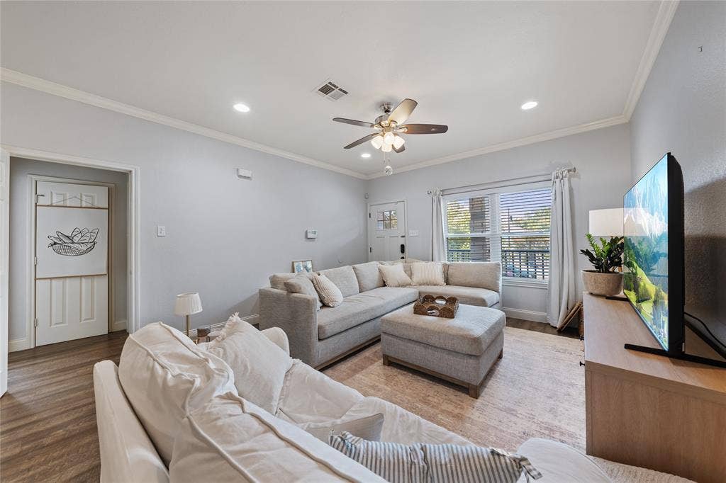 1220 Wood Avenue, Waco, TX 76706 1220 Wood Avenue, Waco, TX 76706