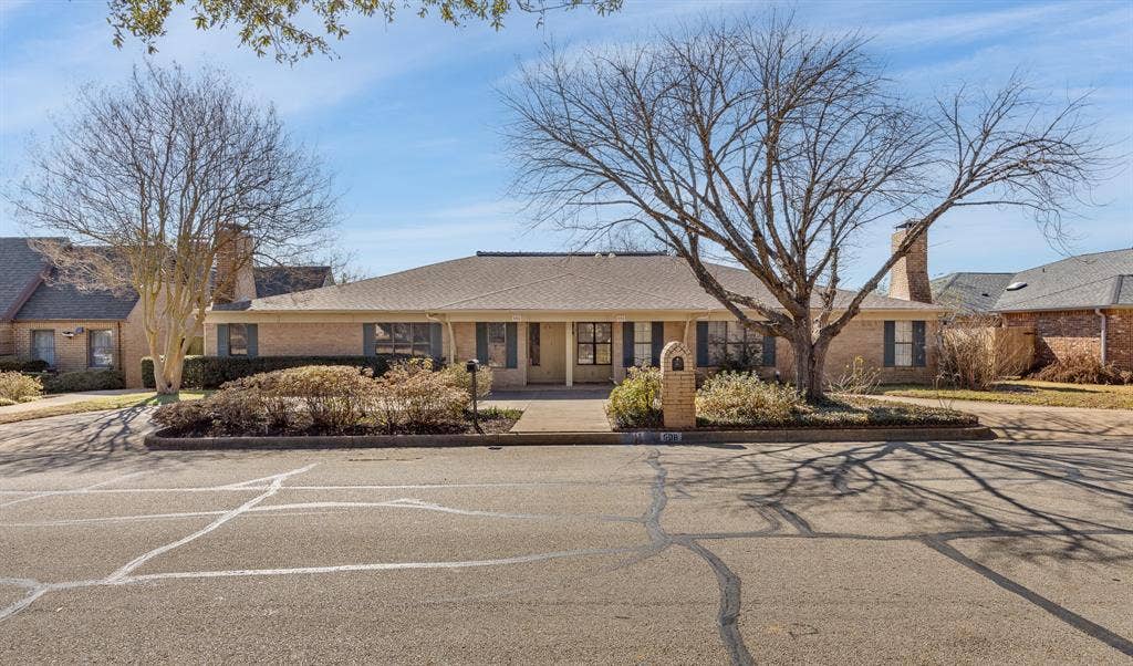 504 Woodland Hills Drive, Tyler, TX 75701 504 Woodland Hills Drive, Tyler, TX 75701
