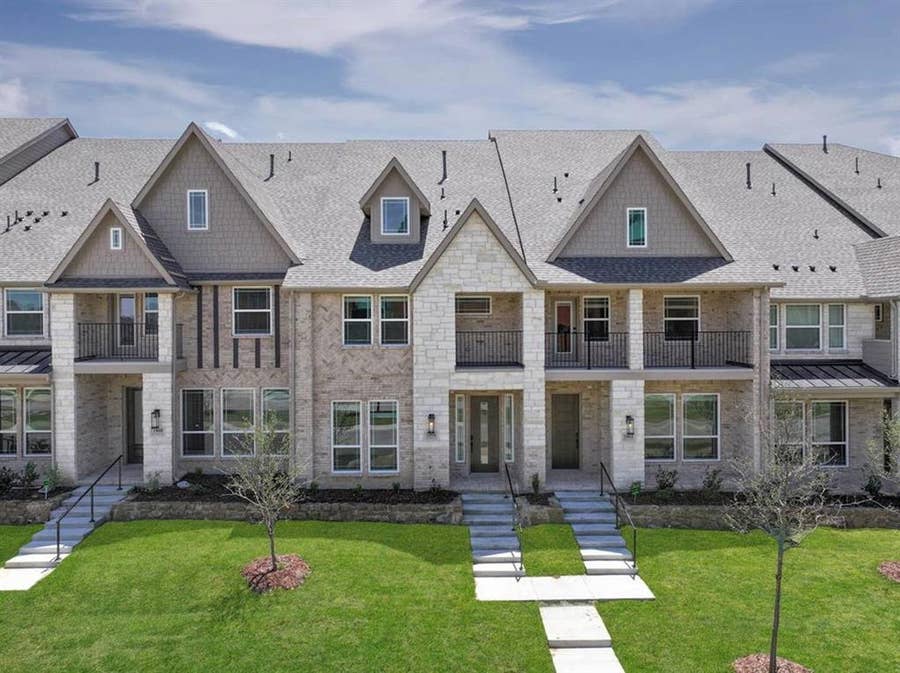 Property photo for 12739 Rutland Drive, Farmers Branch, TX