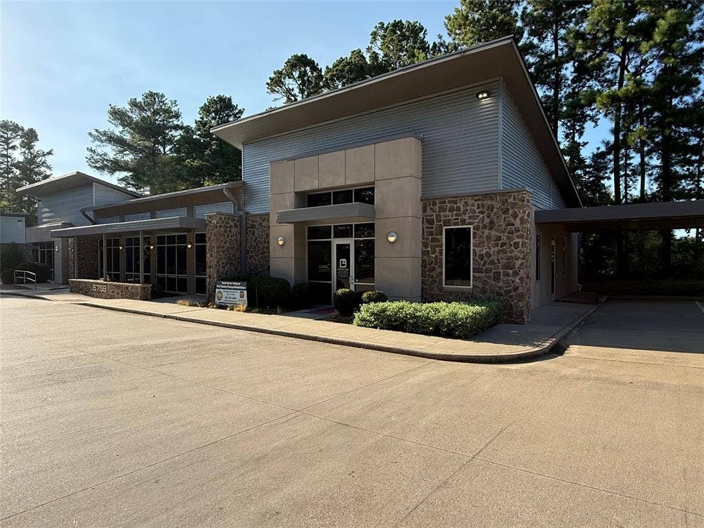 5759 Eagles Nest Boulevard, #4, Tyler, TX 75703 5759 Eagles Nest Boulevard, #4, Tyler, TX 75703