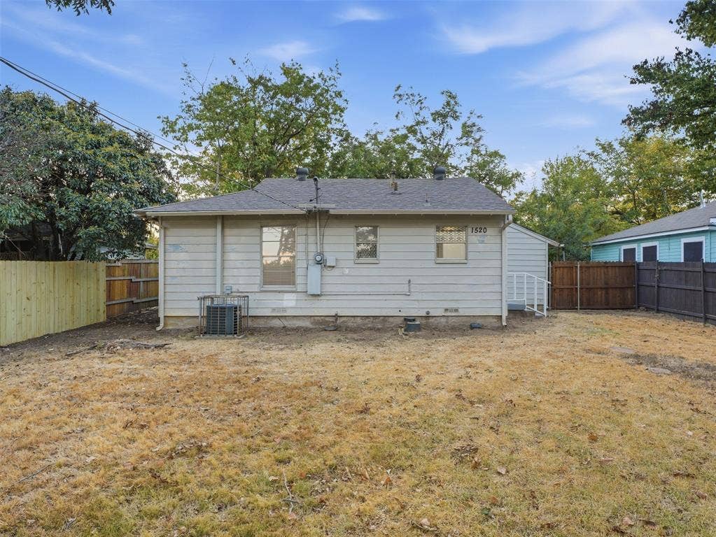1520 S 3rd Street, Garland, TX 75040 1520 S 3rd Street, Garland, TX 75040
