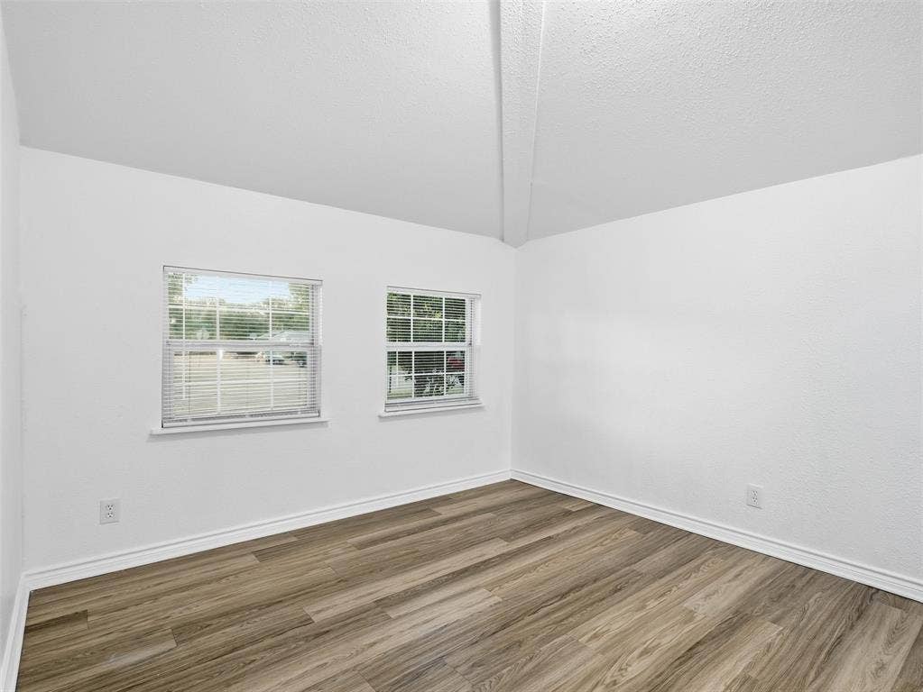 1520 S 3rd Street, Garland, TX 75040 1520 S 3rd Street, Garland, TX 75040
