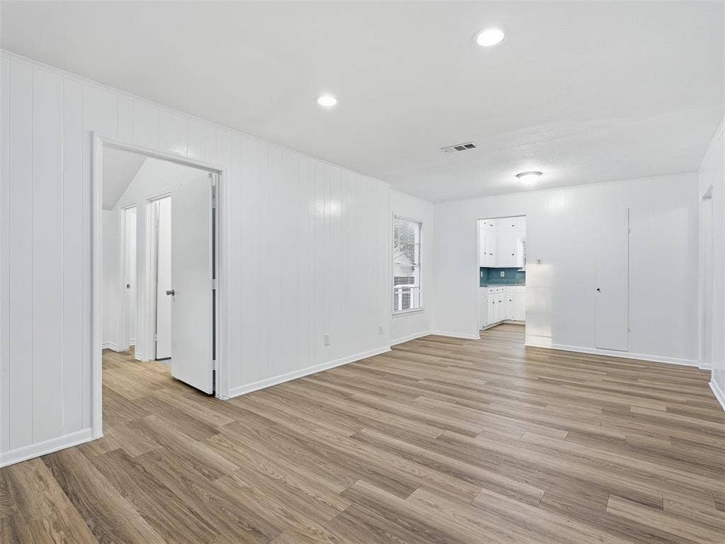 1520 S 3rd Street, Garland, TX 75040 1520 S 3rd Street, Garland, TX 75040