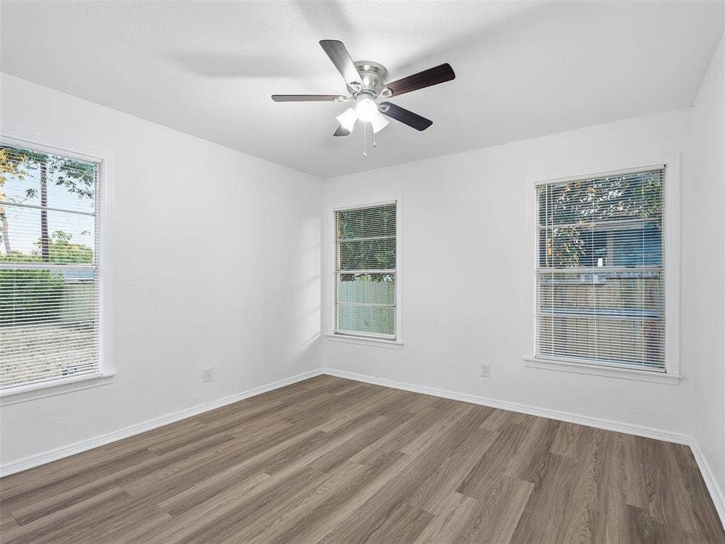 1520 S 3rd Street, Garland, TX 75040 1520 S 3rd Street, Garland, TX 75040