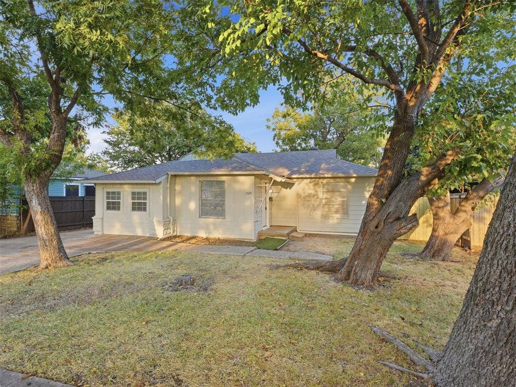 1520 S 3rd Street, Garland, TX 75040 1520 S 3rd Street, Garland, TX 75040