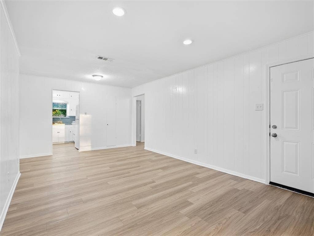 1520 S 3rd Street, Garland, TX 75040 1520 S 3rd Street, Garland, TX 75040