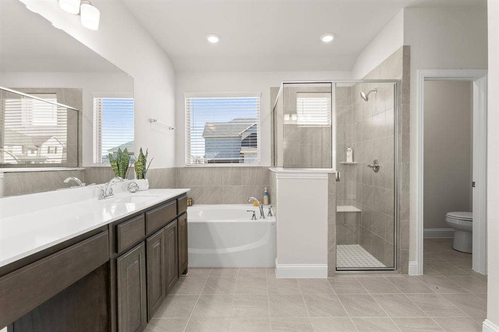 4348 Noble-Primary Suite-3