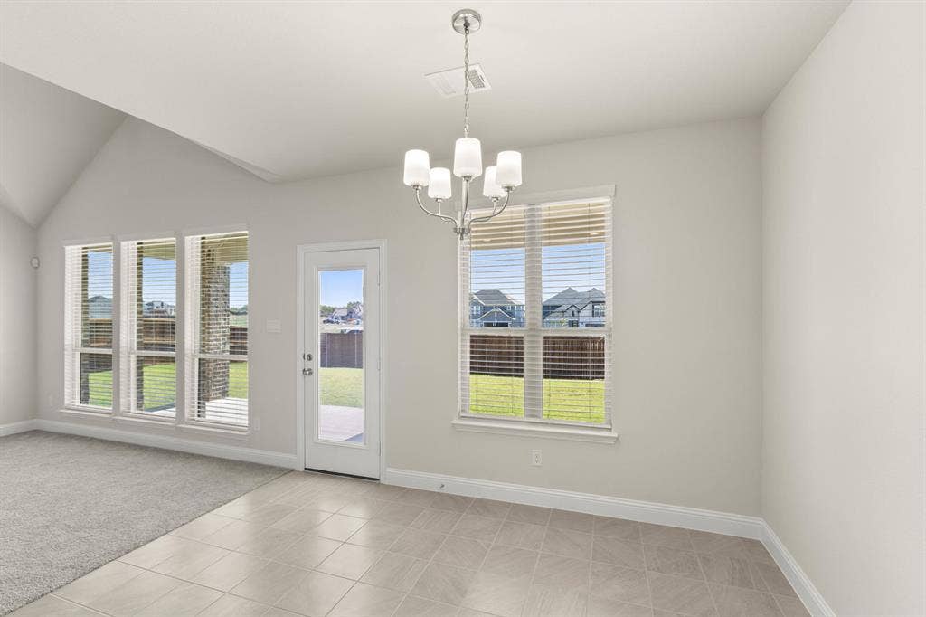 4348 Noble-Dining-1