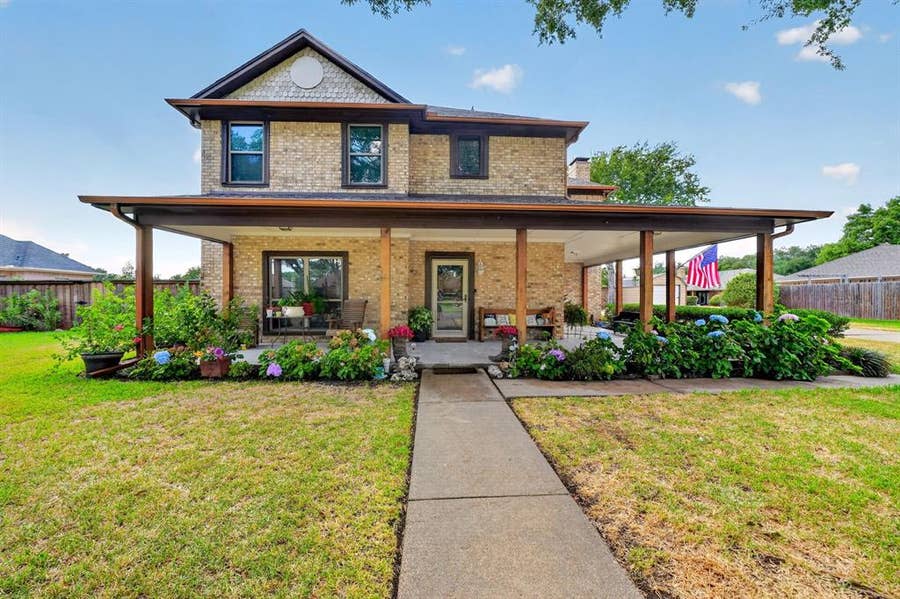 Property photo for 2104 Lajolla Drive, Kaufman, TX