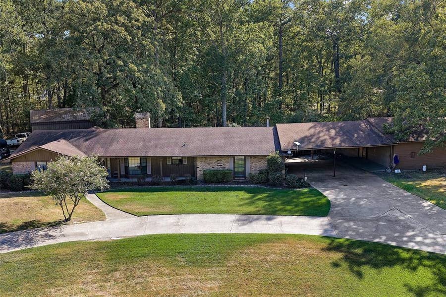 Property photo for 8915 Blanchard Latex Road, Mooringsport, LA