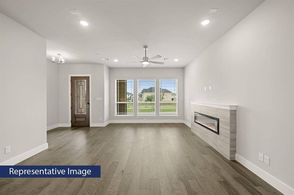 12734 Rutland Drive, Farmers Branch, TX 75234 Interior Image