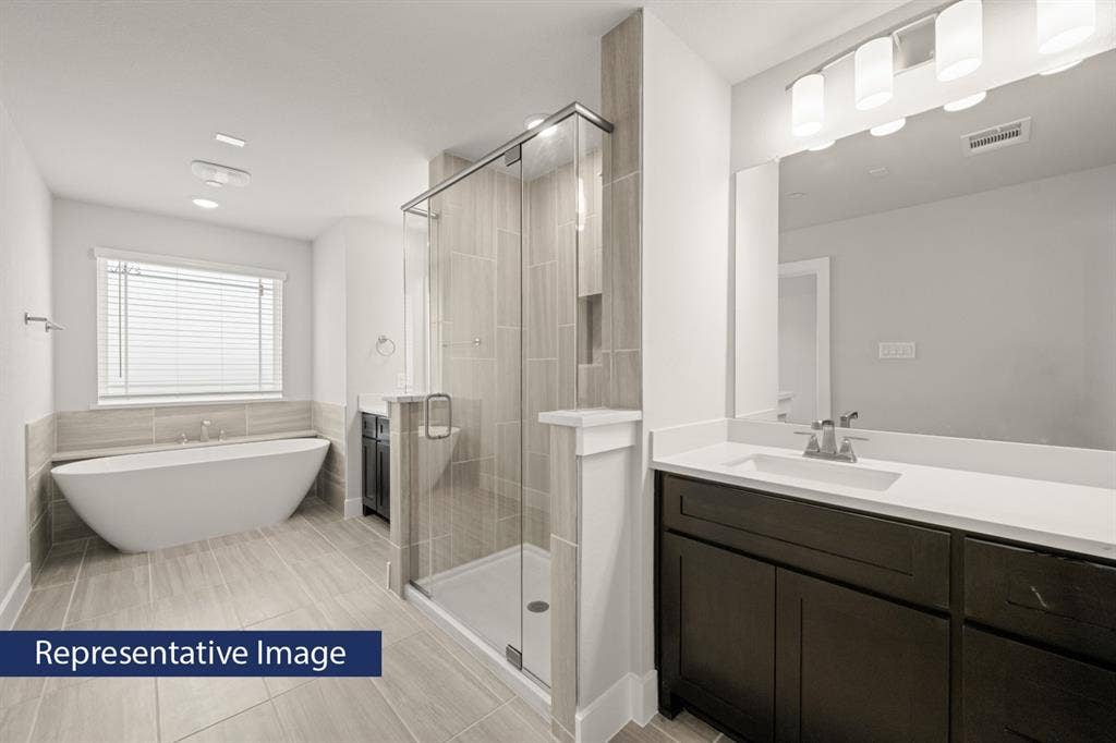 12734 Rutland Drive, Farmers Branch, TX 75234 Interior Image