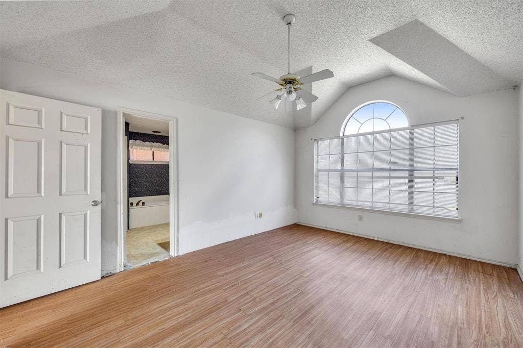 308 Clear Springs Drive, Mesquite, TX 75150