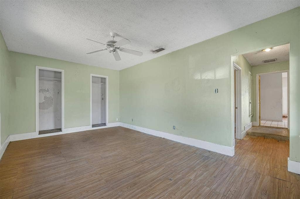 Could be converted back to garage