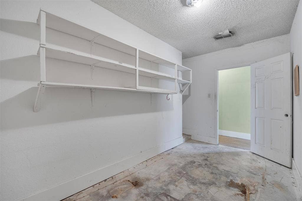 Could be converted back to garage