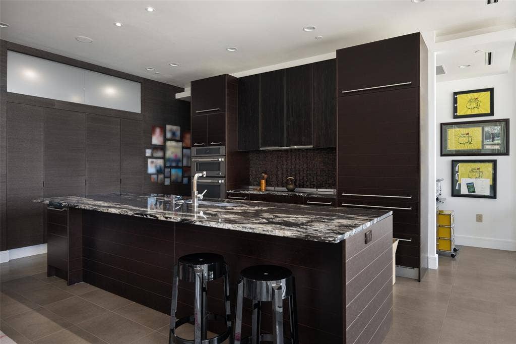 2408 Victory Park Lane, #1240, Dallas, TX 75219 2408 Victory Park Lane, #1240, Dallas, TX 75219