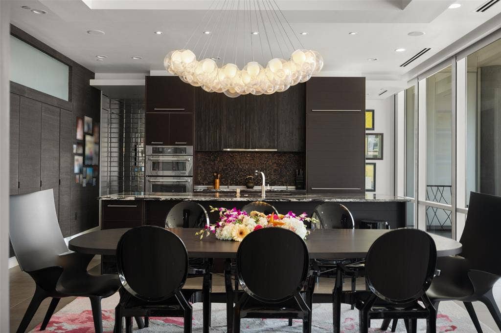 2408 Victory Park Lane, #1240, Dallas, TX 75219 2408 Victory Park Lane, #1240, Dallas, TX 75219