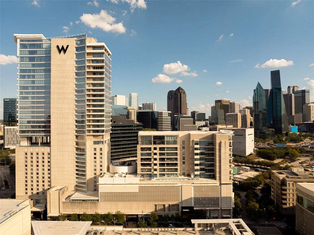 2408 Victory Park Lane, #1240, Dallas, TX 75219 2408 Victory Park Lane, #1240, Dallas, TX 75219