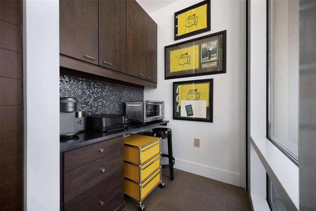 2408 Victory Park Lane, #1240, Dallas, TX 75219 2408 Victory Park Lane, #1240, Dallas, TX 75219