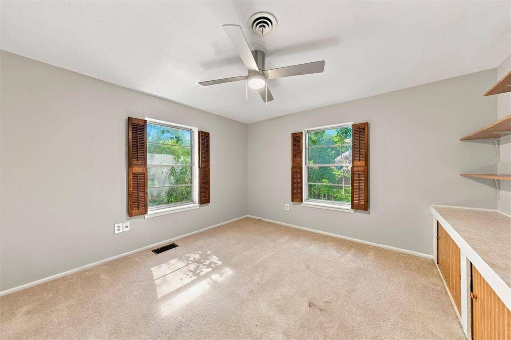 2113 La Porte, Waco, TX 76710 2113 La Porte, Waco, TX 76710