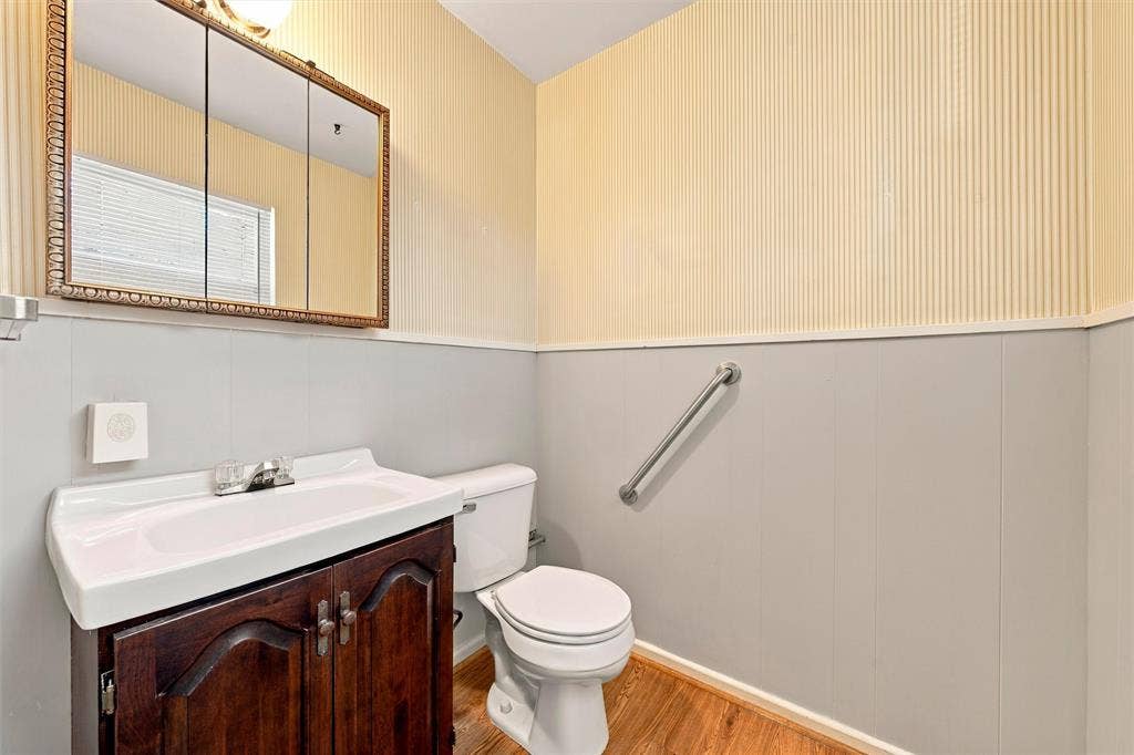 2113 La Porte, Waco, TX 76710 2113 La Porte, Waco, TX 76710