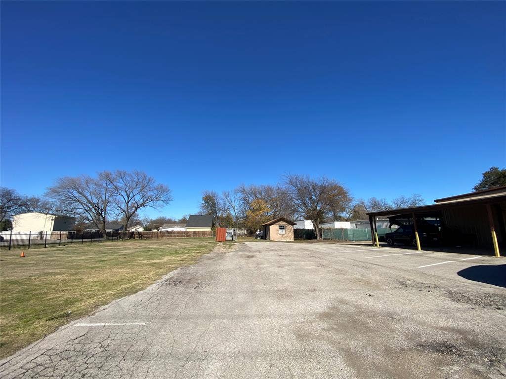 7041 Military Parkway, Dallas, TX 75227 View of street