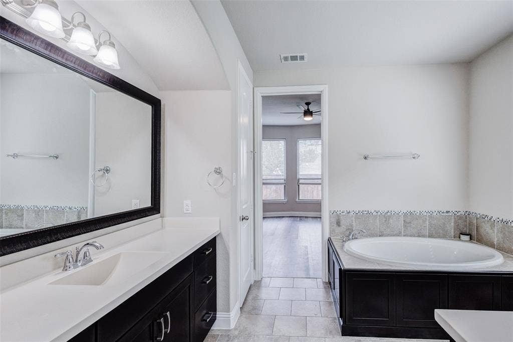 401 Mossy Rock Drive, McKinney, TX 75071