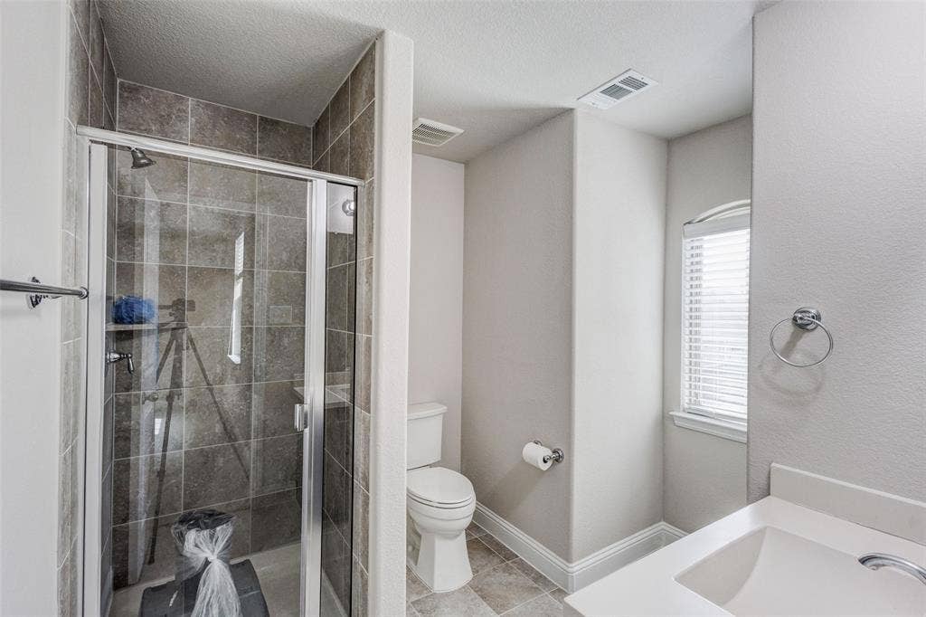 401 Mossy Rock Drive, McKinney, TX 75071