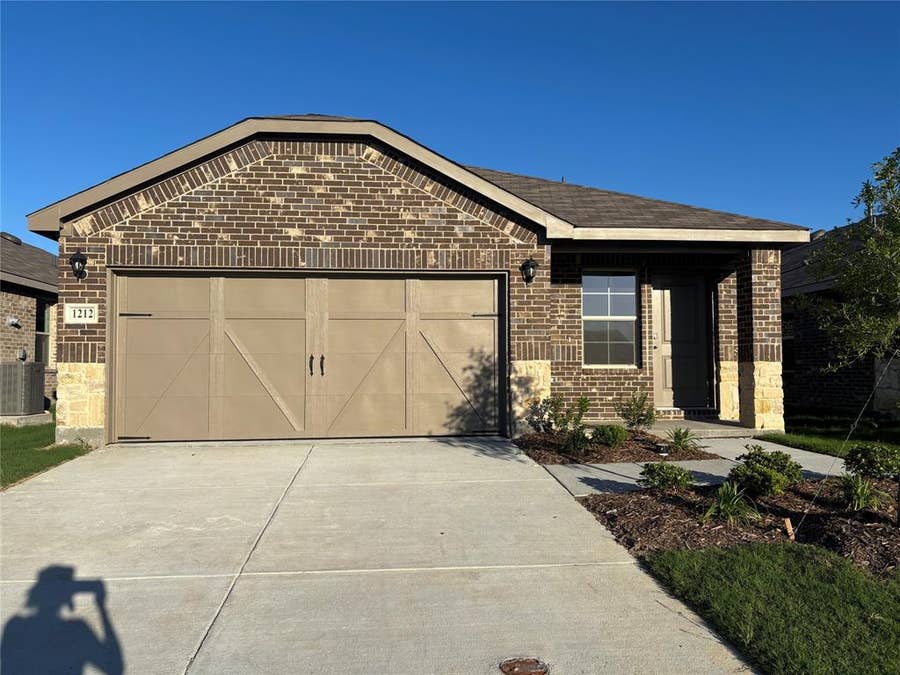 Property photo for 1212 Olivewood Place, Crandall, TX