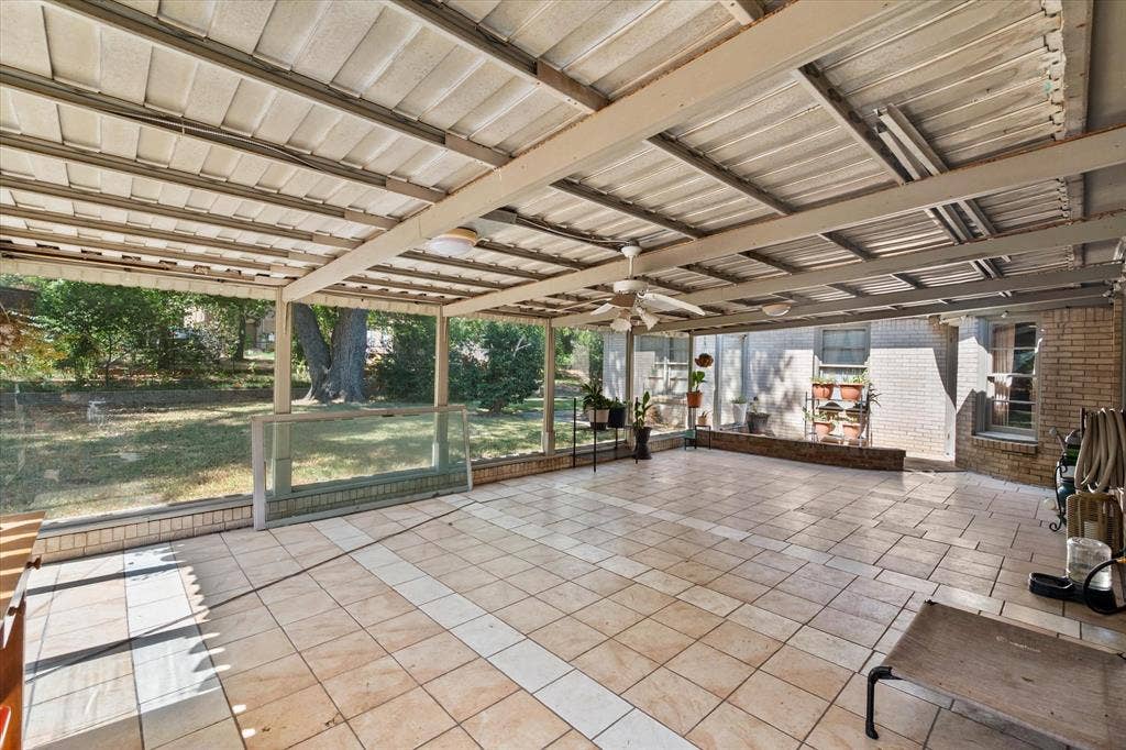 708 S Palestine Street, Athens, TX 75751 708 S Palestine Street, Athens, TX 75751