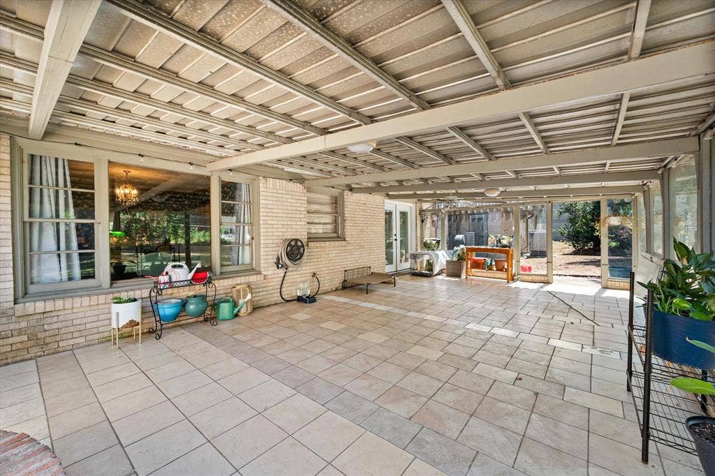 708 S Palestine Street, Athens, TX 75751 708 S Palestine Street, Athens, TX 75751