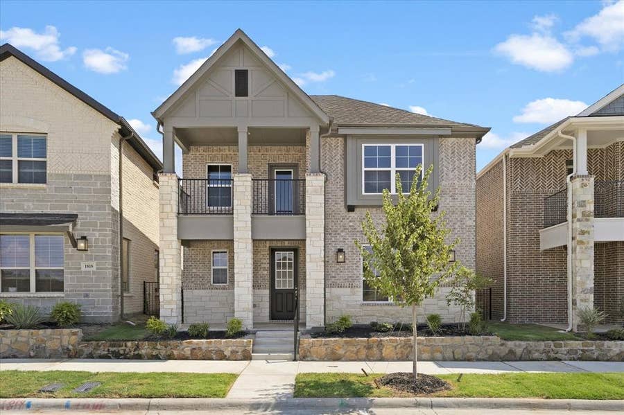 Property photo for 1814 Waterwalk Drive, Rowlett, TX