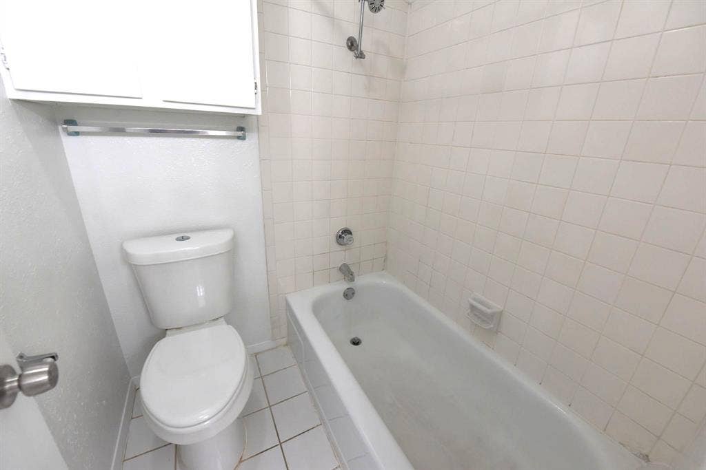 2727 Shelby Avenue, #M, Dallas, TX 75219 2727 Shelby Avenue, #M, Dallas, TX 75219