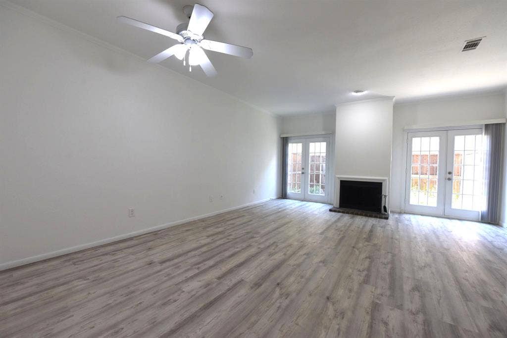 2727 Shelby Avenue, #M, Dallas, TX 75219 2727 Shelby Avenue, #M, Dallas, TX 75219