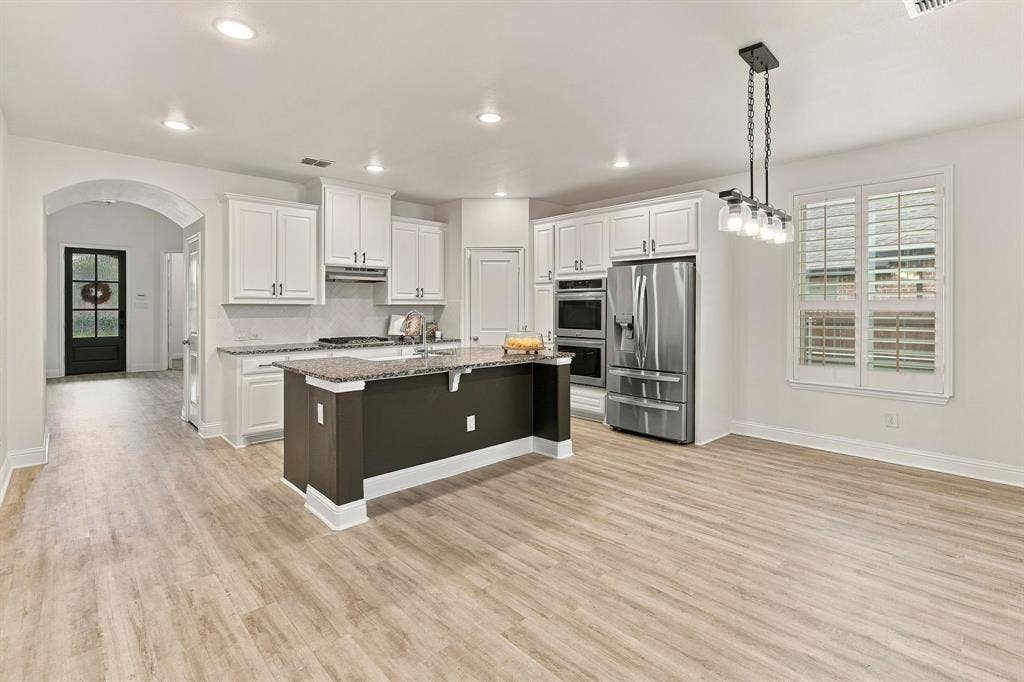 1121 Bryce Canyon Drive, Celina, TX 75009 1121 Bryce Canyon Drive, Celina, TX 75009