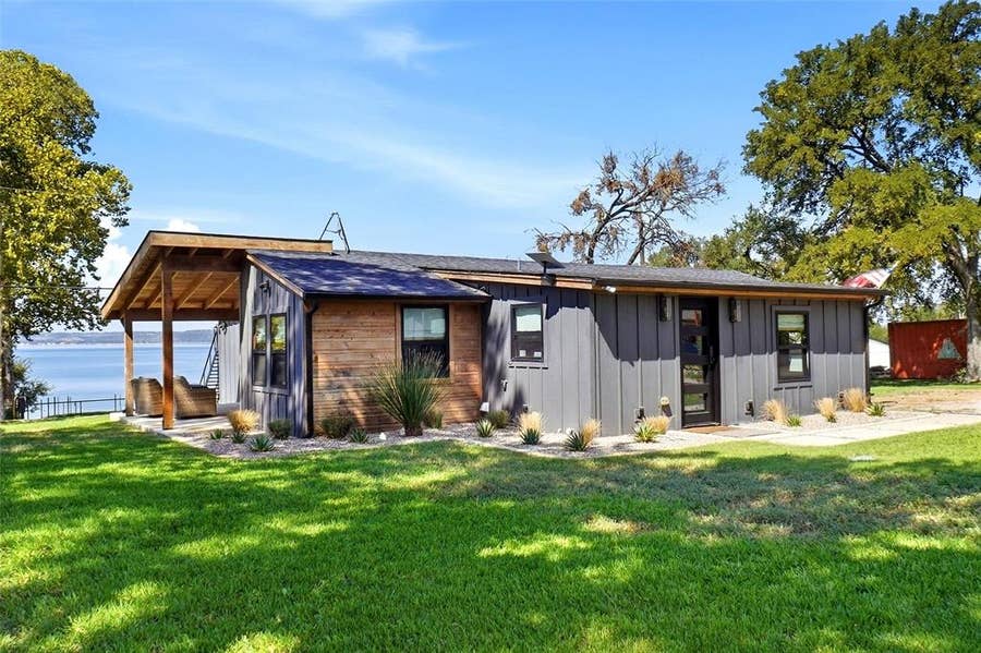 Property photo for 203 Evans Street, Lake Bridgeport, TX