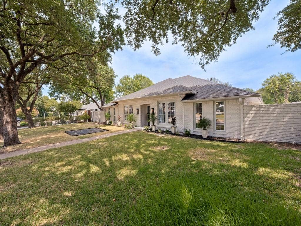 16810 Deer Park Drive, Dallas, TX 75248 16810 Deer Park Drive, Dallas, TX 75248
