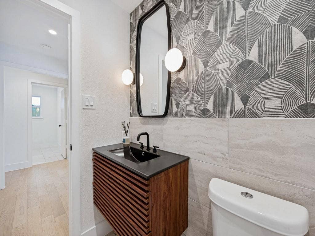 16810 Deer Park Drive, Dallas, TX 75248 16810 Deer Park Drive, Dallas, TX 75248