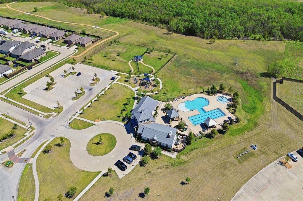 2310 Wisterwood Lane, Crandall, TX 75114
