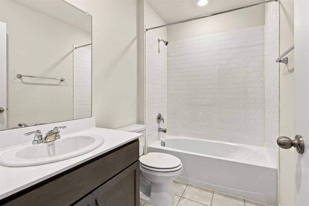 2310 Wisterwood Lane, Crandall, TX 75114
