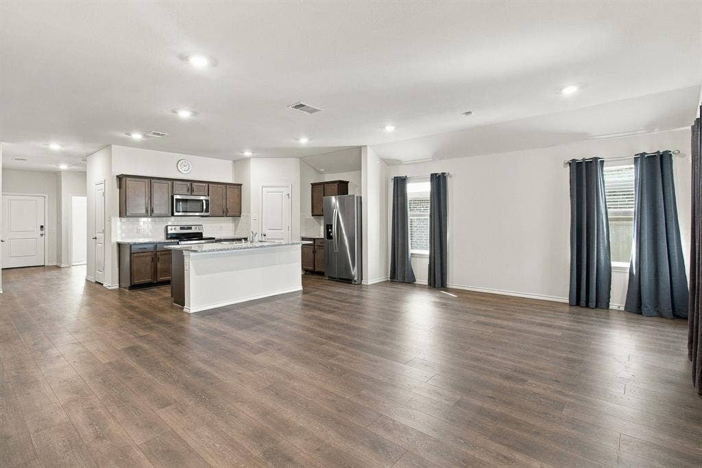2310 Wisterwood Lane, Crandall, TX 75114