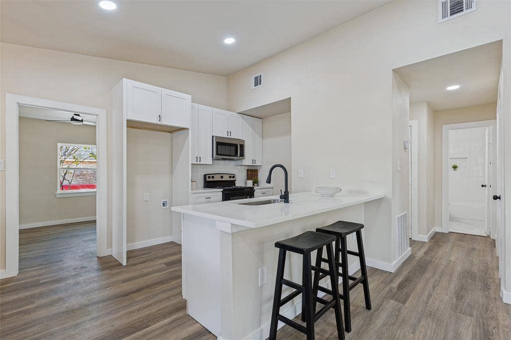 9451 Culberson Street, Dallas, TX 75227 9451 Culberson Street, Dallas, TX 75227