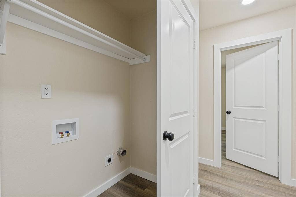 9451 Culberson Street, Dallas, TX 75227 9451 Culberson Street, Dallas, TX 75227