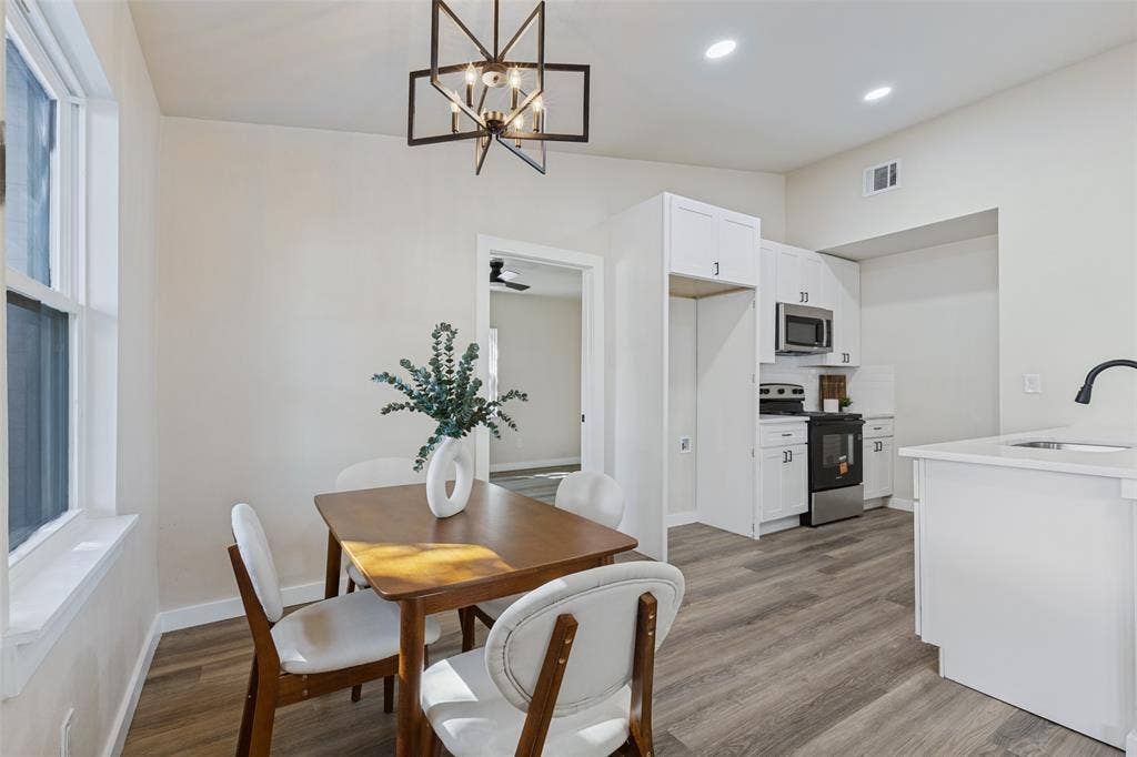 9451 Culberson Street, Dallas, TX 75227 9451 Culberson Street, Dallas, TX 75227