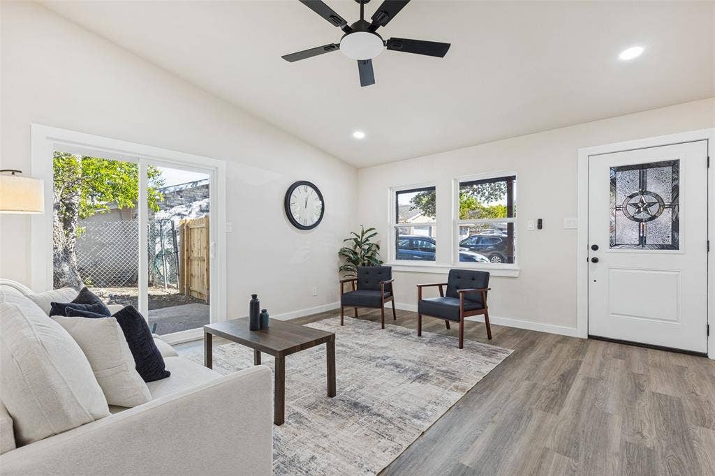 9451 Culberson Street, Dallas, TX 75227 9451 Culberson Street, Dallas, TX 75227
